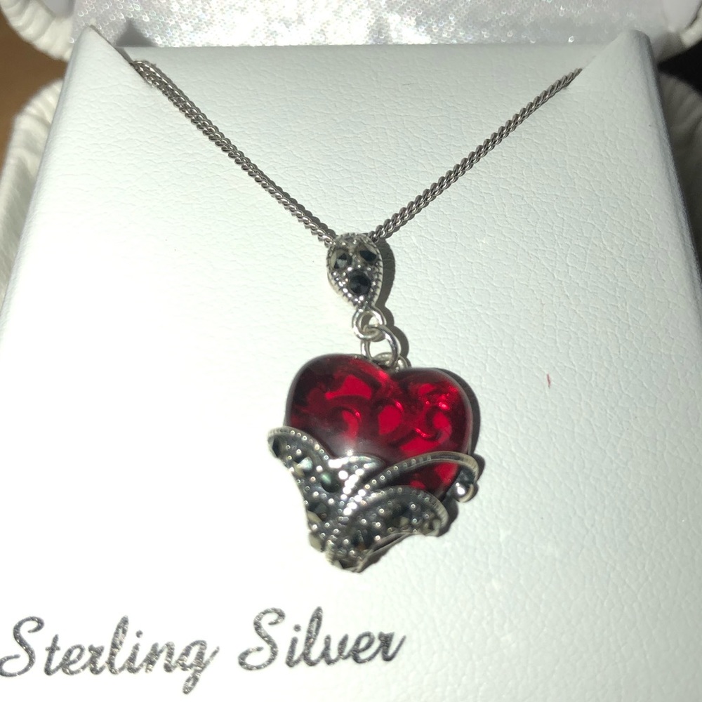 Red heart necklace